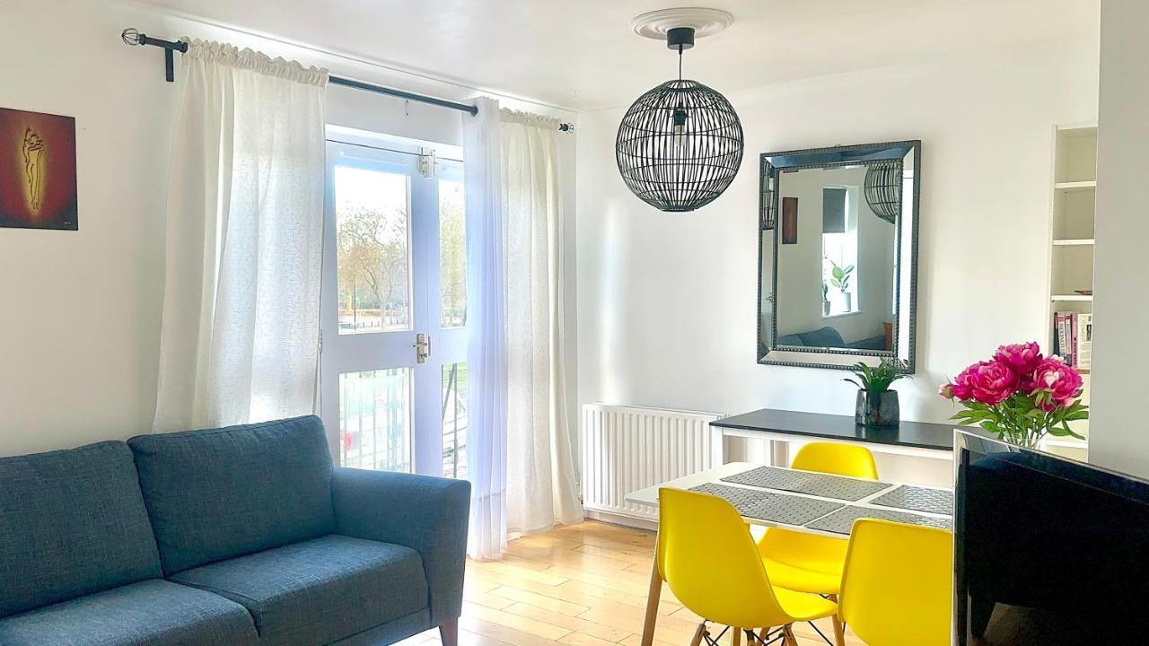 Amazing Location - City Of London- 2 Bedroom Stunning Canal View House With Private Garden,Parking & Balcony Dış mekan fotoğraf