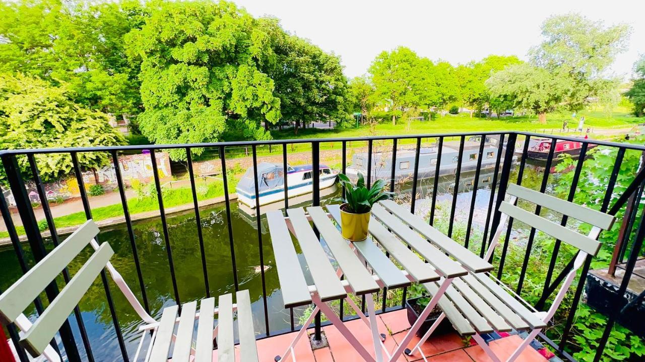 Amazing Location - City Of London- 2 Bedroom Stunning Canal View House With Private Garden,Parking & Balcony Dış mekan fotoğraf